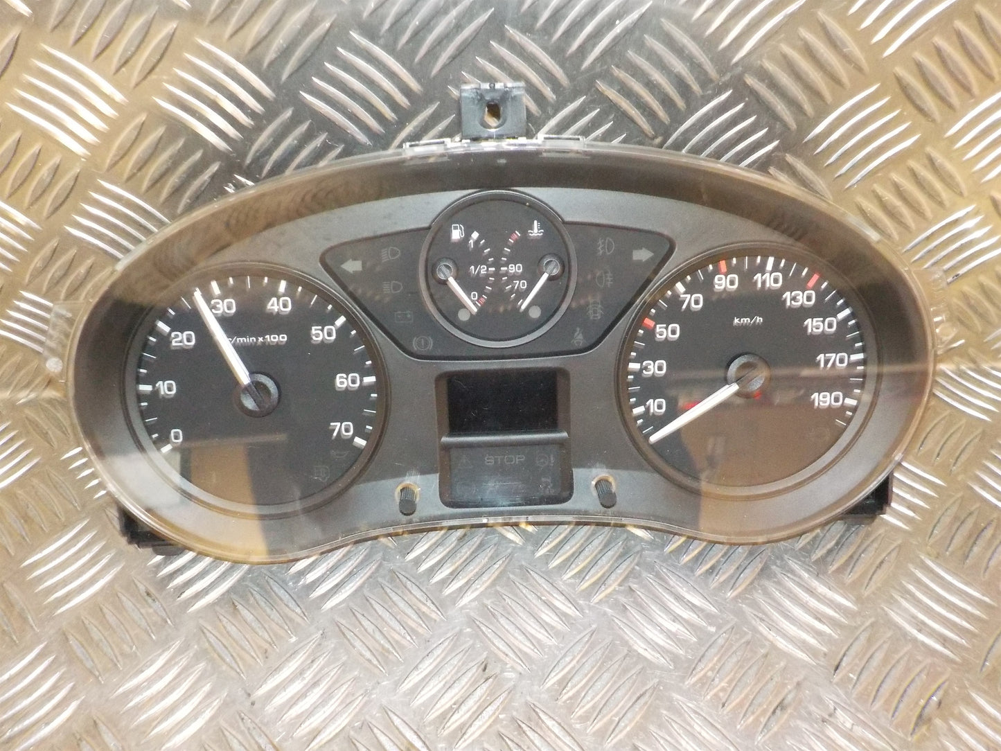 Peugeot Expert Speedometer - Instrument Med OEM Nr. 6103JY Fra Peugeot Ophugger
