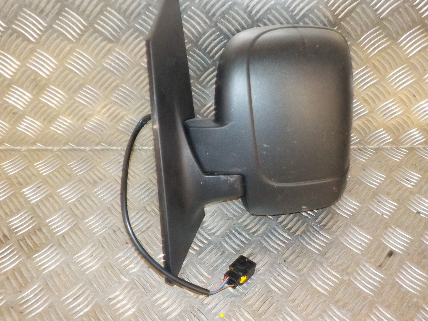 Peugeot Expert Sidespejl Med OEM Nr. 8153K9 Fra Peugeot Ophugger