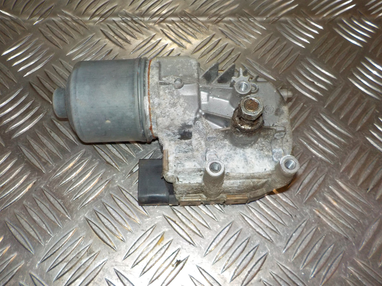 VW Touran 1T GP Viskermotor Med OEM Nr. 1T0955119C Fra VW Ophugger