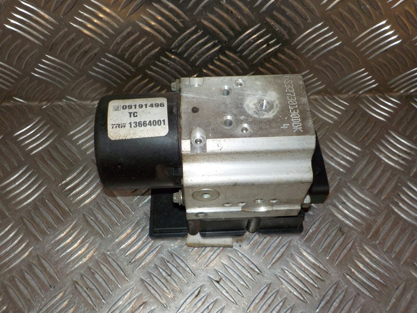 Opel Vectra C Abs Pumpe Med OEM Nr. 93170629 Fra Opel Ophugger