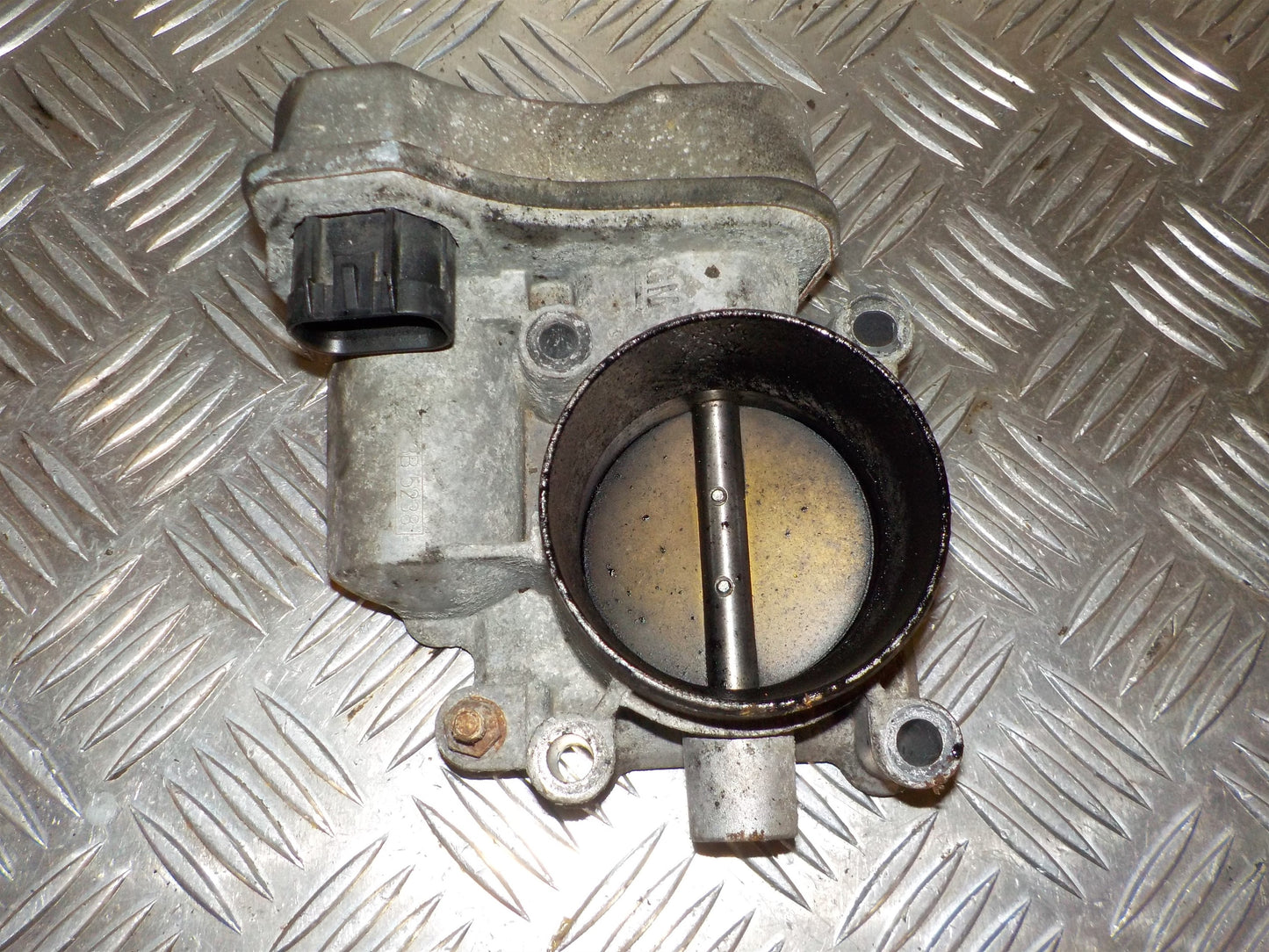 Opel Vectra C Spjældhus Med OEM Nr. Ophugger Fra Opel Ophugger