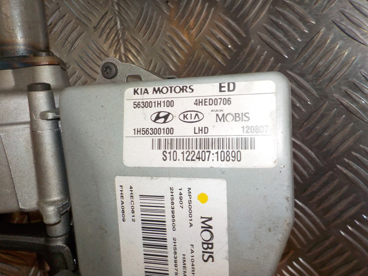 Kia Ceed Ratstamme M/El-Servo Med OEM Nr. 563101H500	 Fra Kia Ophugger