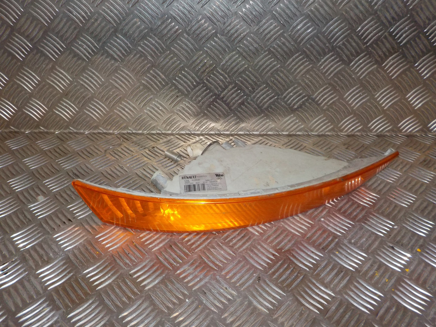 Renault Trafic 1 Blinklygte For Med OEM Nr. 8200007031 Fra Renault Ophugger