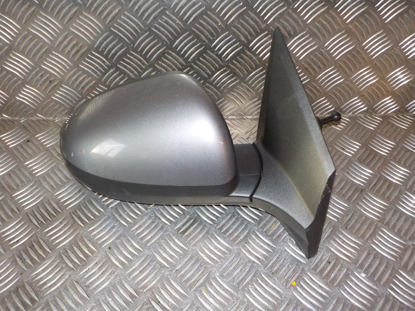 Chevrolet Aveo Sidespejl Med OEM Nr. Ophugger Fra Chevrolet Ophugger