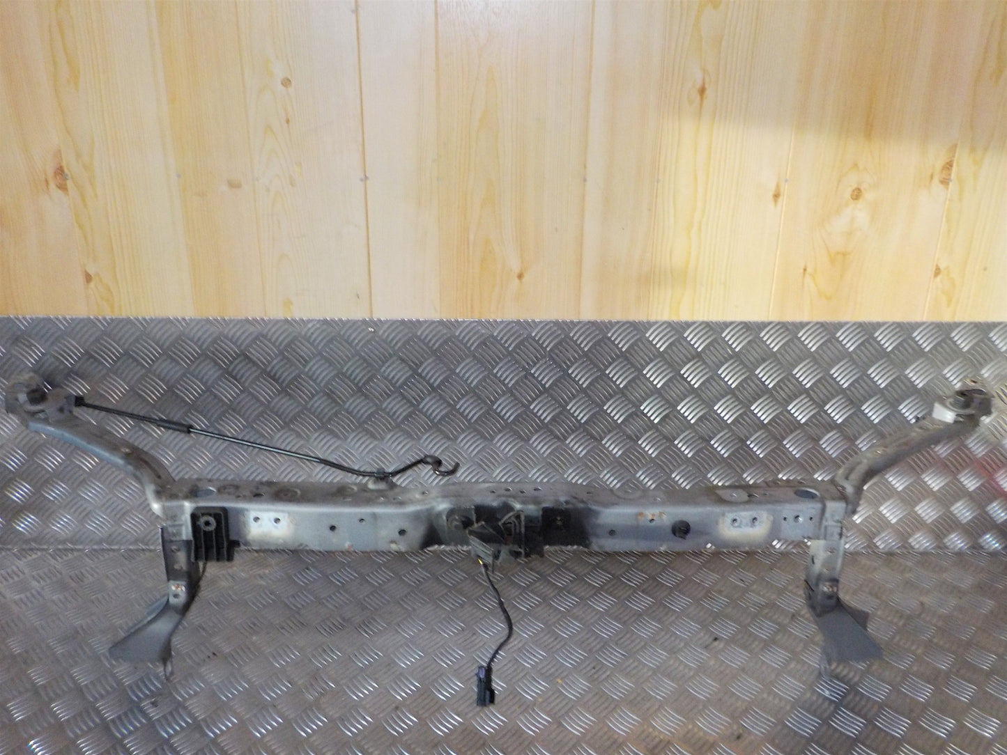 Chevrolet Aveo Låseplade Med OEM Nr. Ophugger Fra Chevrolet Ophugger