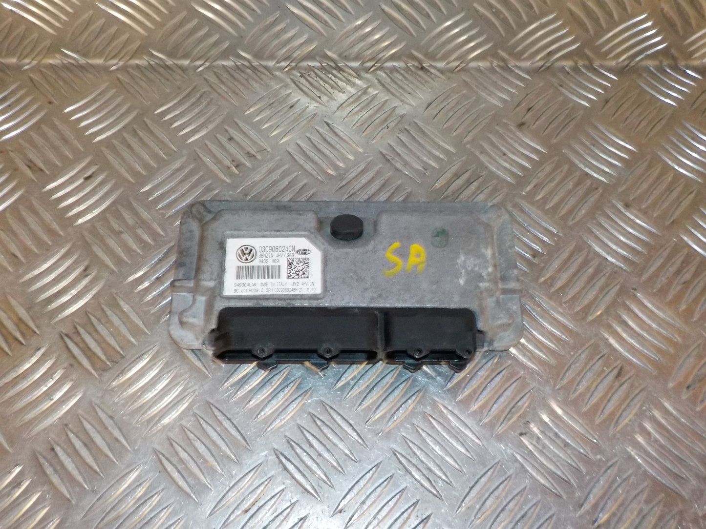 VW Polo 6R Motorstyring - Motorstyreboks - Injection Elboks Med OEM Nr. 03C906024CN Fra VW Ophugger