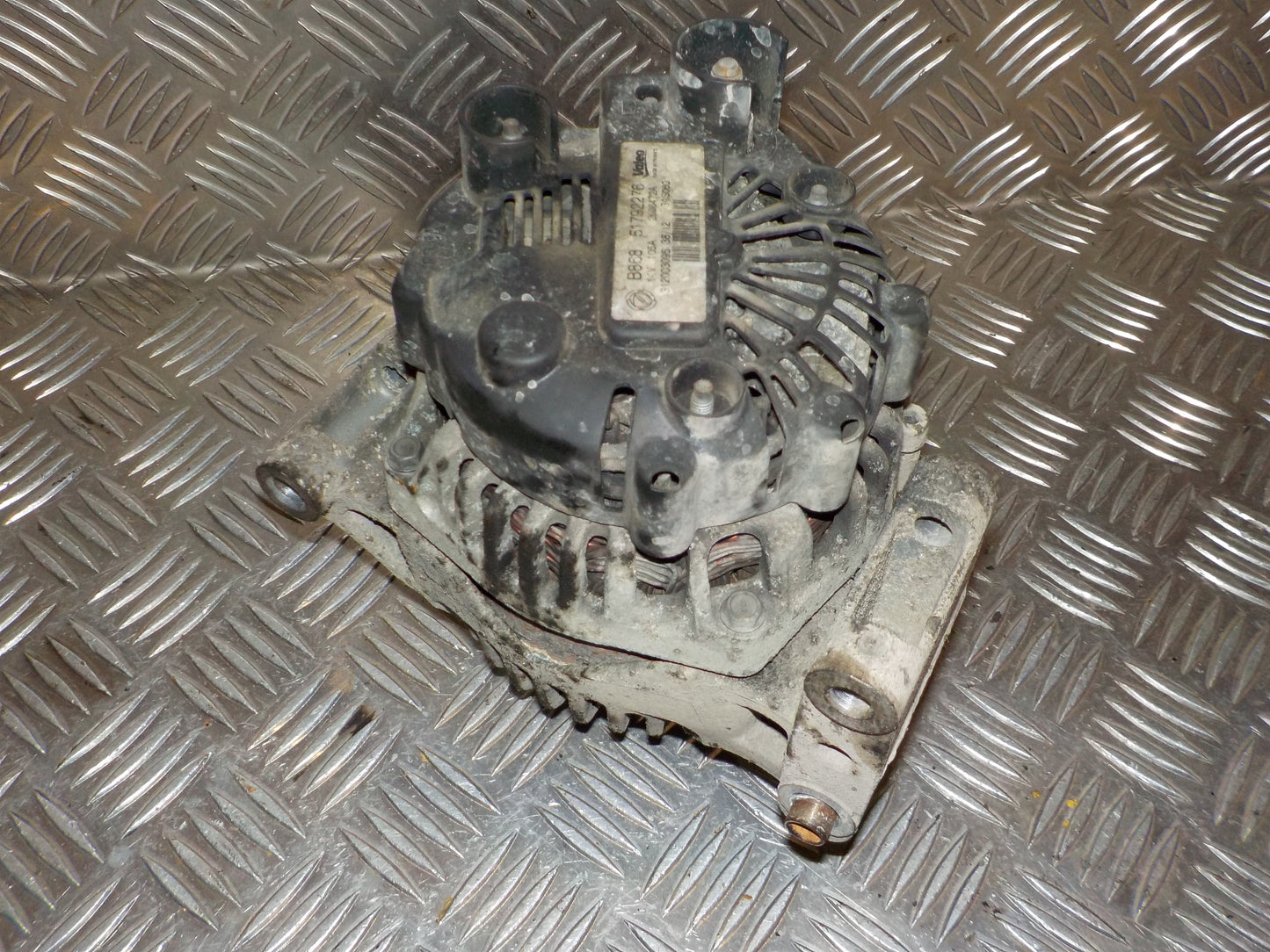 Peugeot Bipper Generator Med OEM Nr. 5705NY Fra Peugeot Ophugger