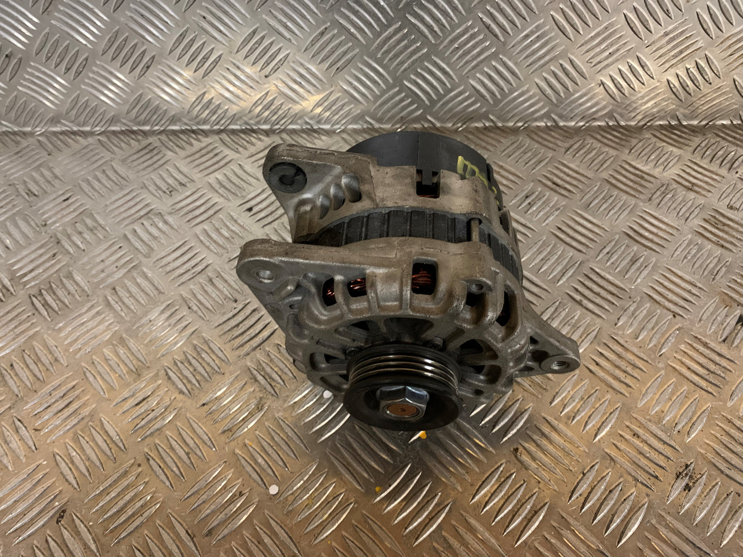 Hyundai Accent Generator Med OEM Nr. 3730022600 Fra Hyundai Ophugger