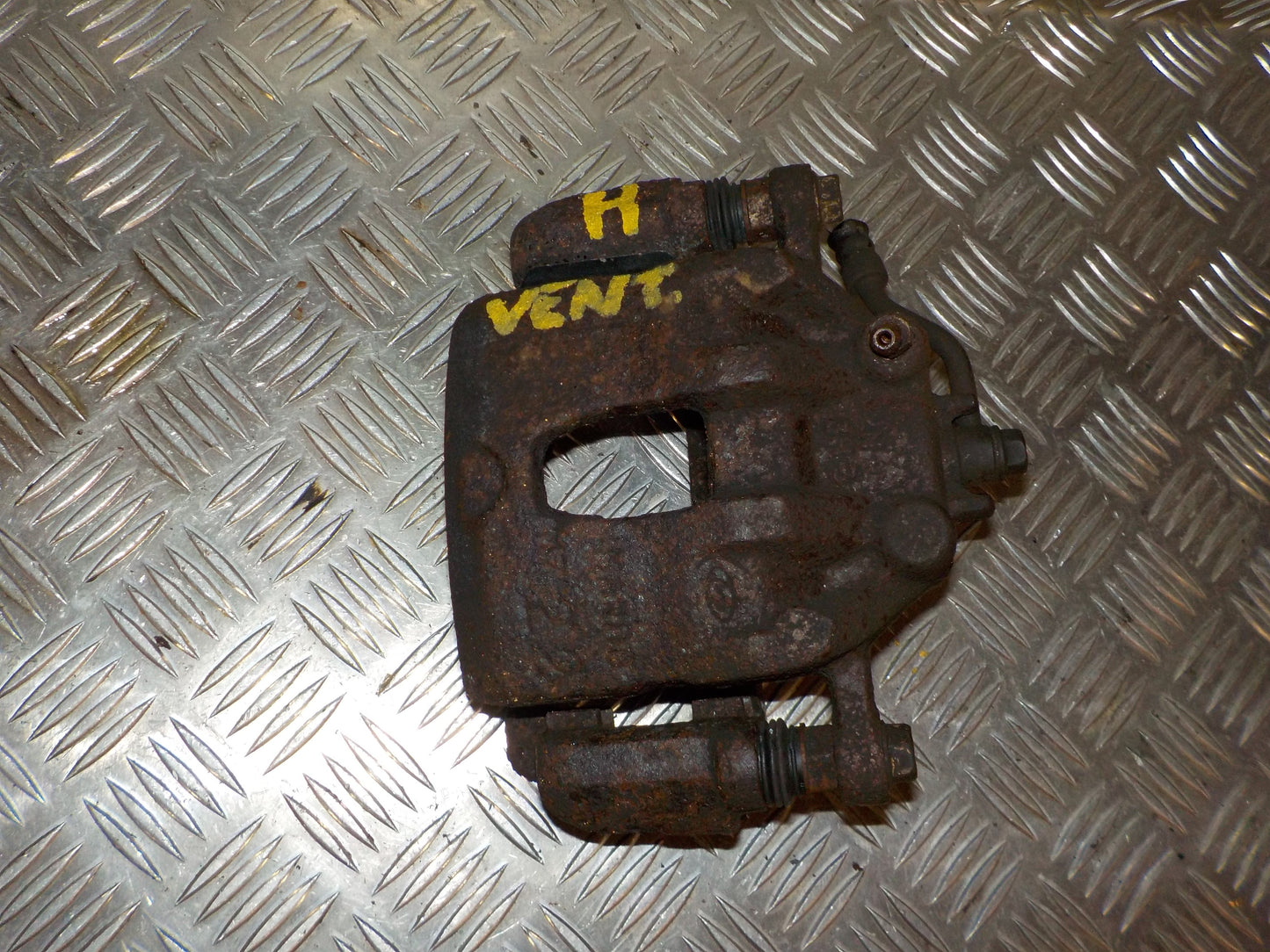 Kia Rio UB Bremsekaliber HF Med OEM Nr. 581301W050 Fra Kia Ophugger