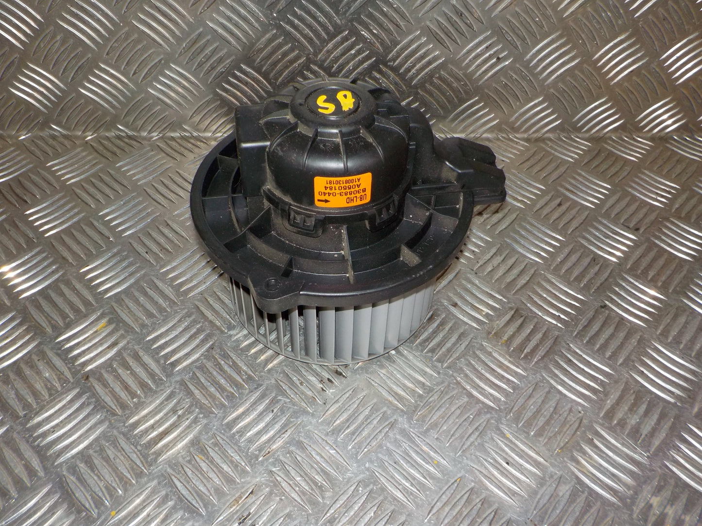 Kia Rio UB Varmeblæser Med OEM Nr. B308830440 Fra Kia Ophugger