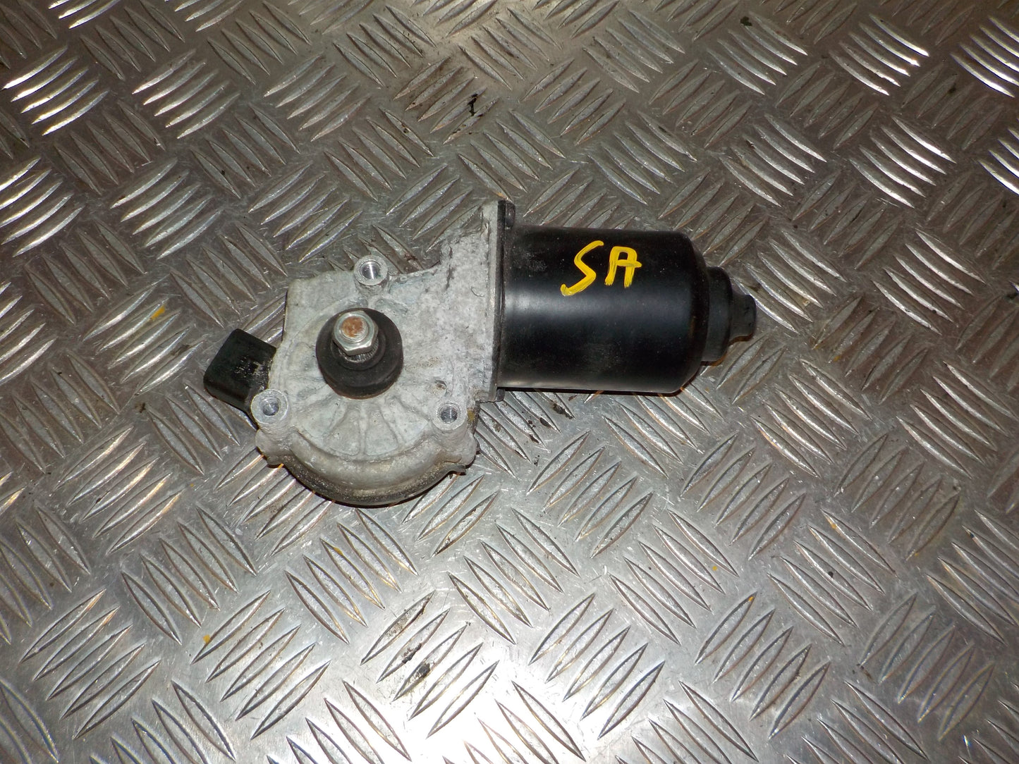 Kia Rio UB Viskermotor Med OEM Nr. 981001W000 Fra Kia Ophugger