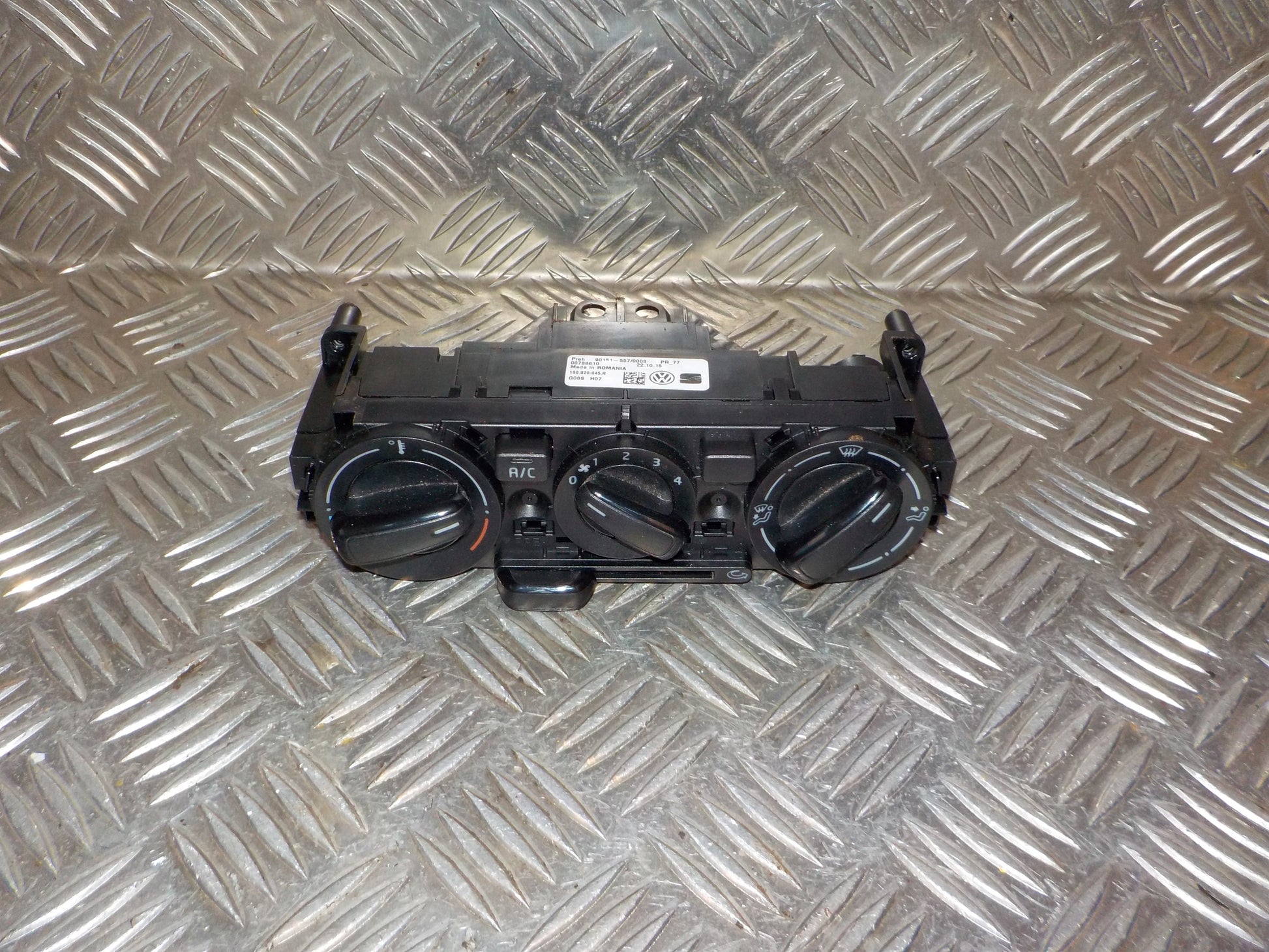 Seat Mii Varmeregulering Med OEM Nr. 1S0820045R Fra Seat Ophugger
