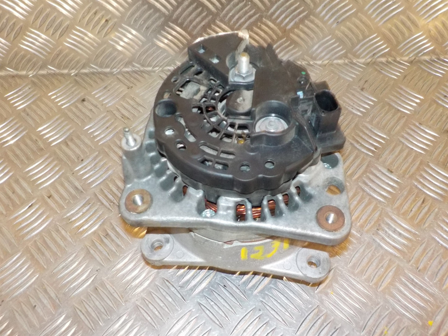 VW Golf 4 1J Generator Med OEM Nr. 06B903018SX Fra VW Ophugger