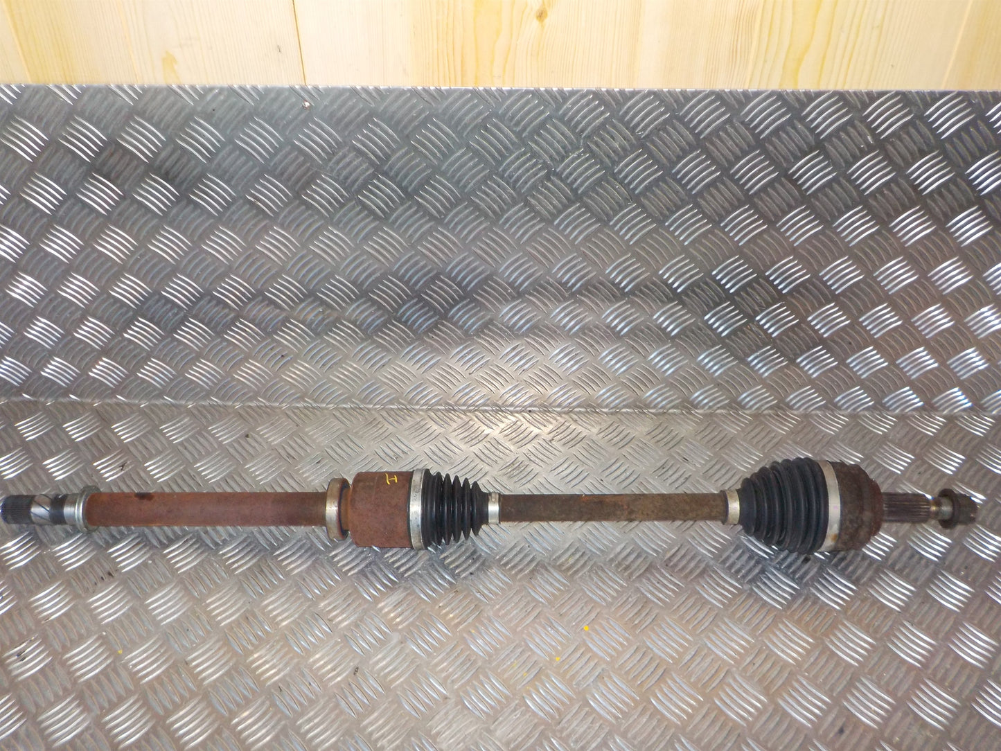 Renault Grand Scenic 3 Trækaksel For H Med OEM Nr. 391001702R Fra Renault Ophugger