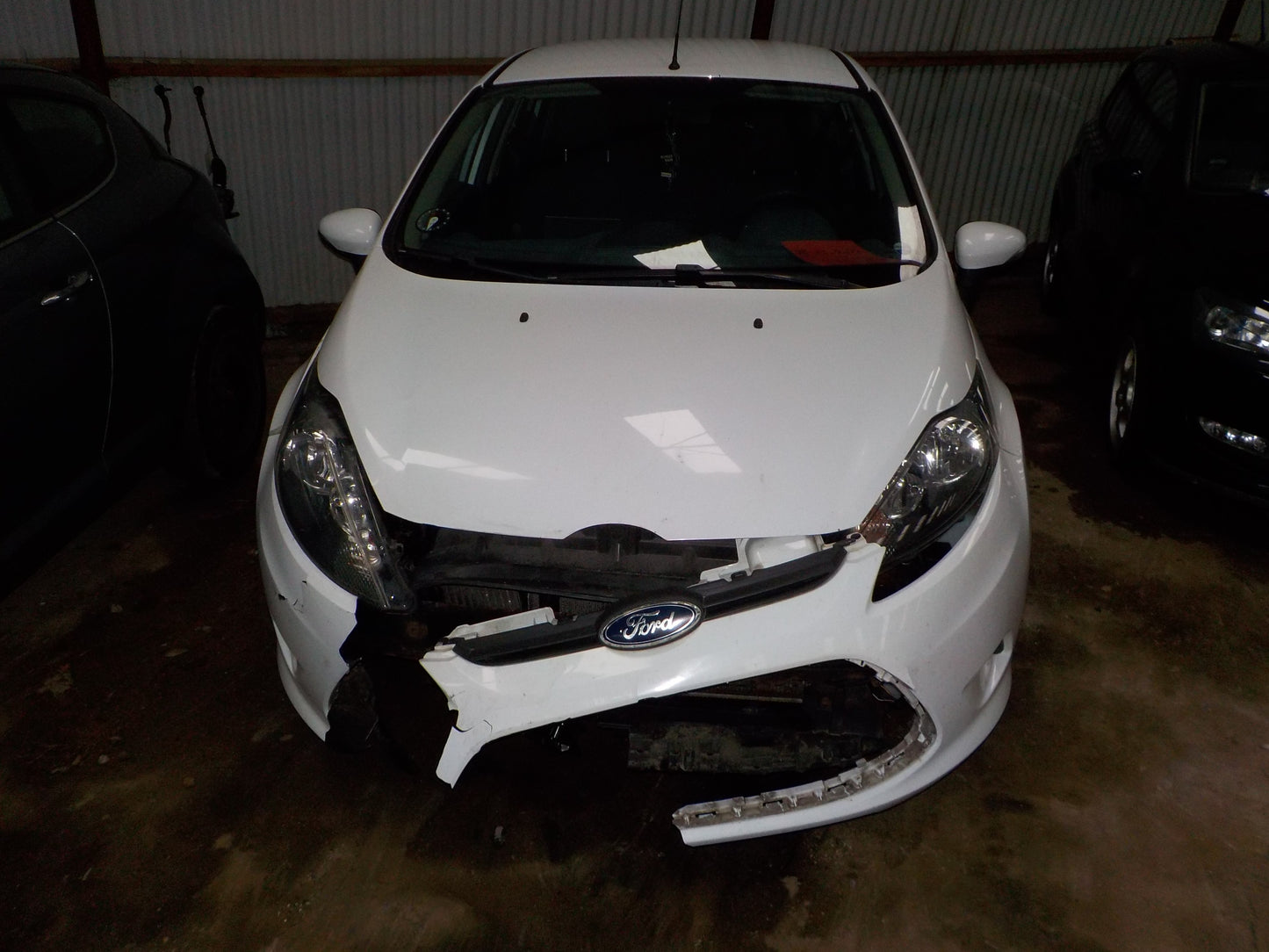 Ford Fiesta 7 Pluk-Selv-Bil Med OEM Nr. Ophugger Fra Ford Ophugger