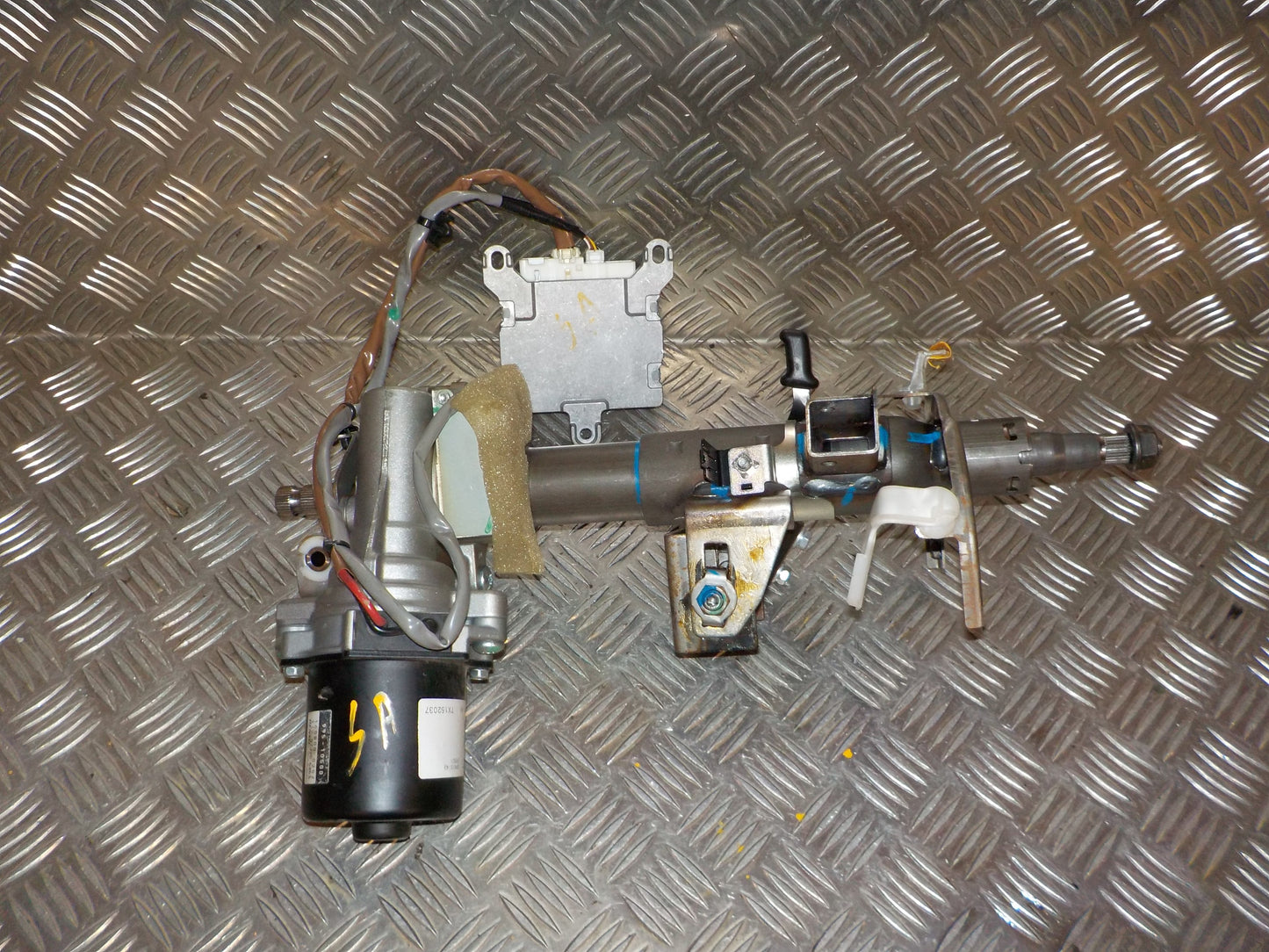 Toyota Aygo Ratstamme M/El-Servo Med OEM Nr. 1608000252 Fra Toyota Ophugger