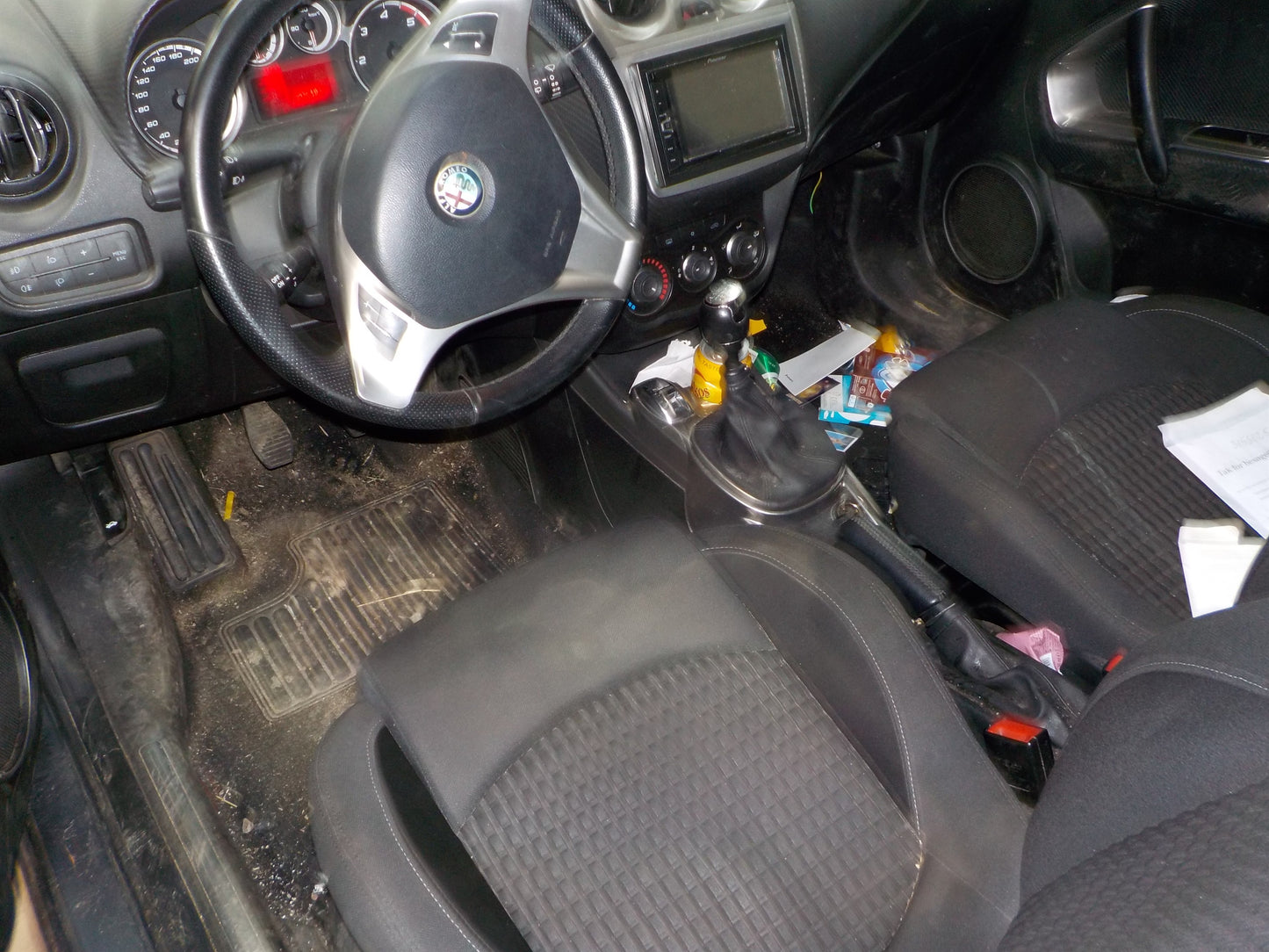 Alfa Romeo Mito Pluk-Selv-Bil Med OEM Nr. Ophugger Fra Alfa Romeo Ophugger