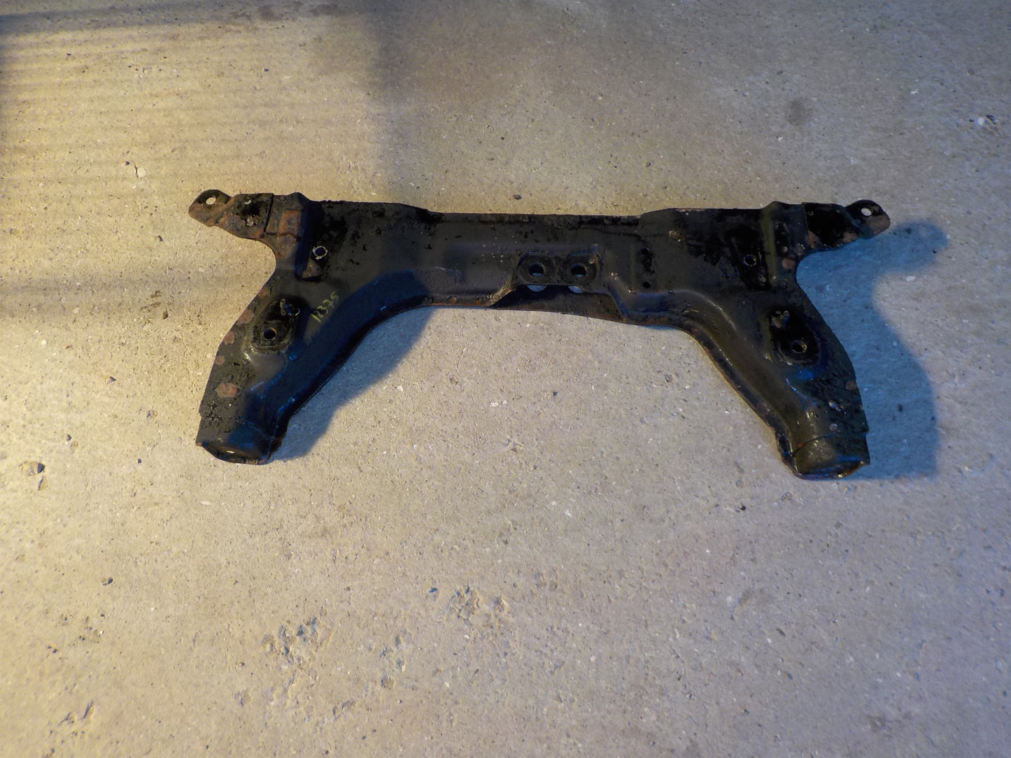 Suzuki Baleno Forbro Med OEM Nr. 4581060G00 Fra Suzuki Ophugger