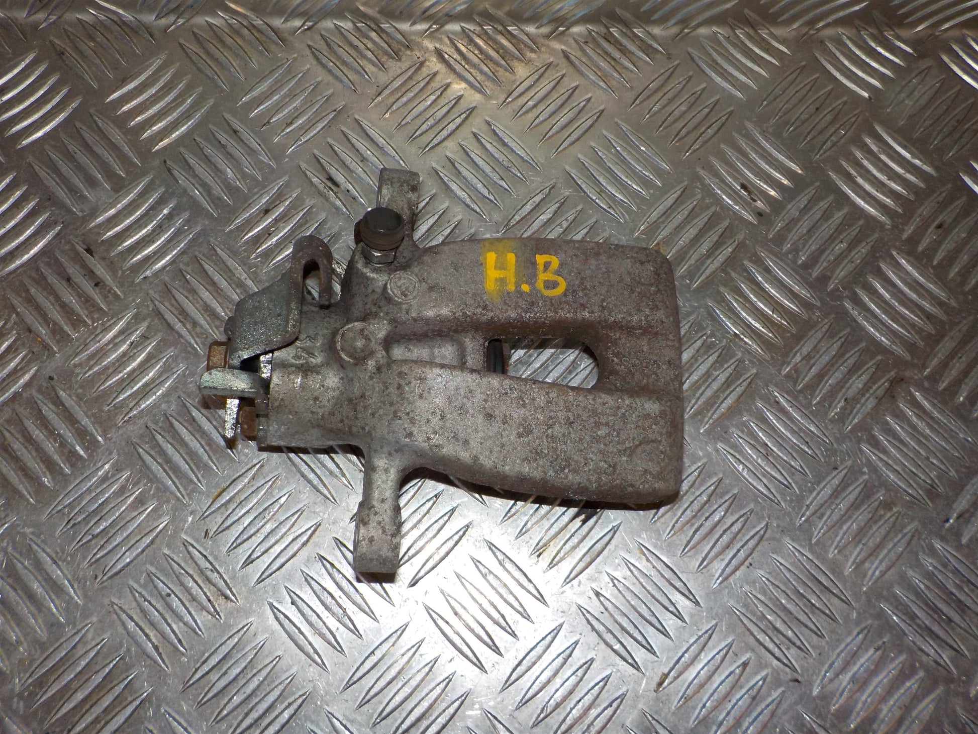 Fiat 500 Bremsekaliber HB Med OEM Nr. Ophugger Fra Fiat Ophugger