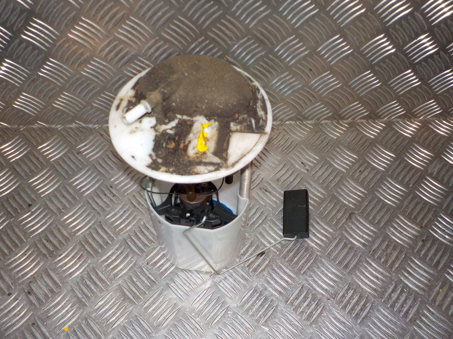 Fiat 500 Benz/Brændstofpumpe El Med OEM Nr. 51806983 Fra Fiat Ophugger