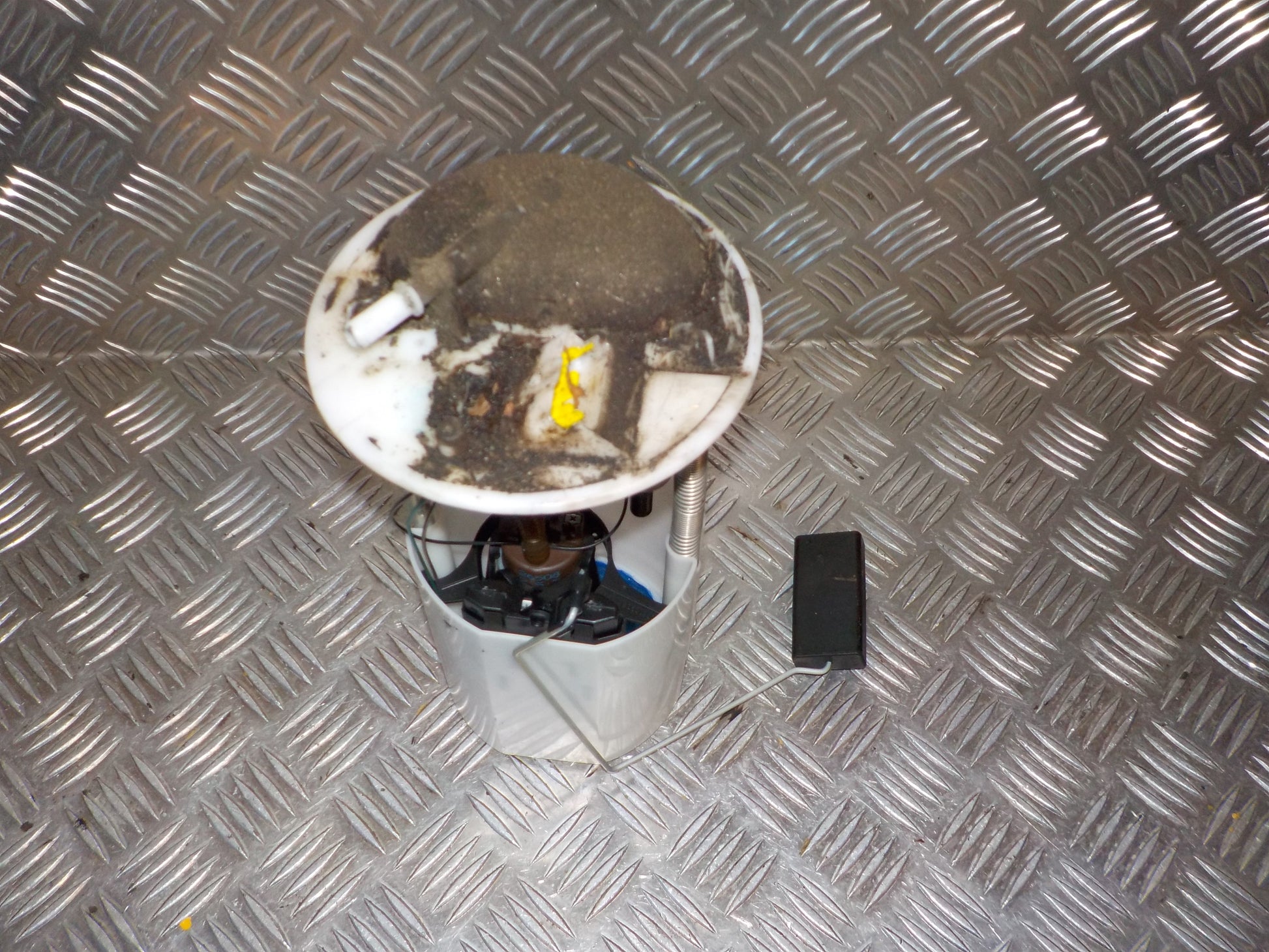Fiat 500 Benz/Brændstofpumpe El Med OEM Nr. 51806983 Fra Fiat Ophugger
