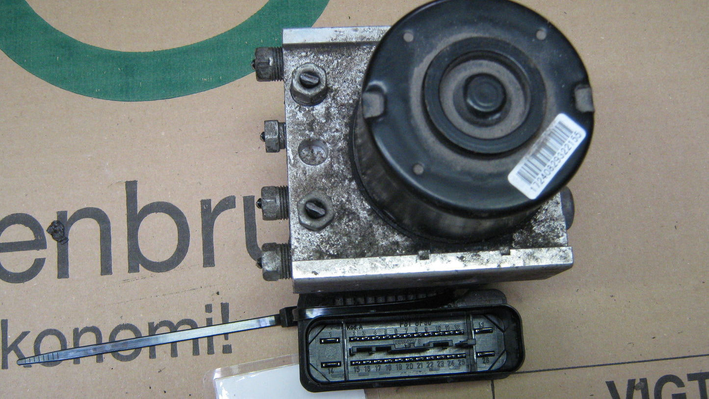 Opel Astra H Abs Pumpe Med OEM Nr. 13157576 Fra Opel Ophugger