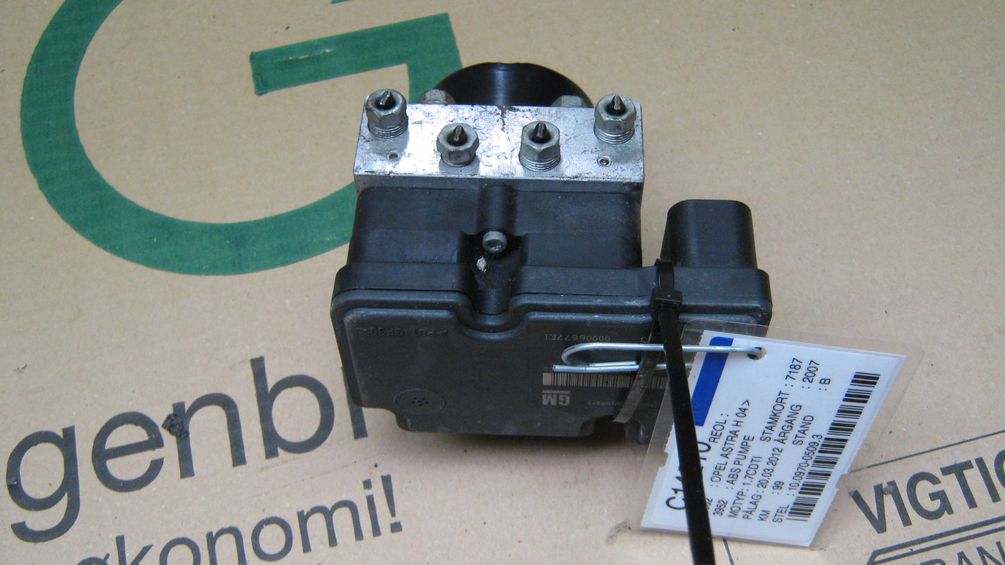 Opel Astra H Abs Pumpe Med OEM Nr. 13157576 Fra Opel Ophugger