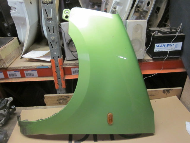 Opel Agila A Forskærm V Med OEM Nr. 9201238 Fra Opel Ophugger