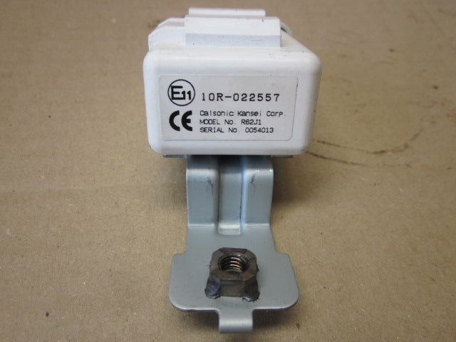Suzuki Swift Motorstyring - Motorstyreboks - Injection Elboks Med OEM Nr. Ophugger Fra Suzuki Ophugger