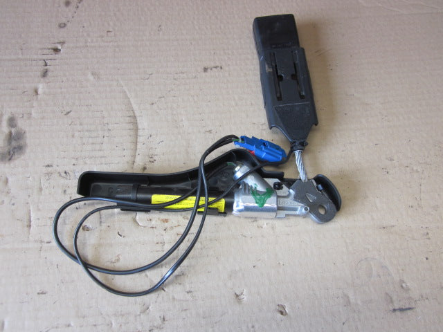 Citroen C3 Selestrammer Med OEM Nr. Ophugger Fra Citroen Ophugger