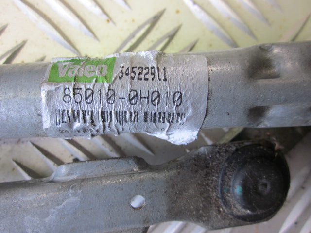 Citroen C1 Viskertræk Med OEM Nr. 850100H011 Fra Citroen Ophugger