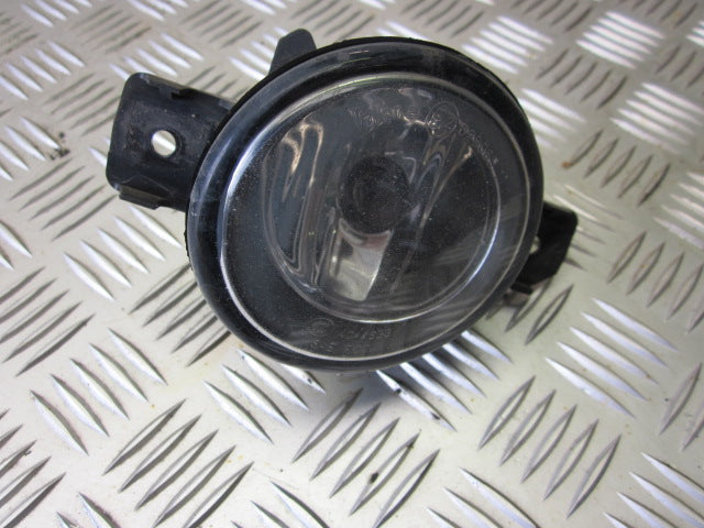 Renault Clio 3 Tågelygte For Med OEM Nr. Ophugger Fra Renault Ophugger