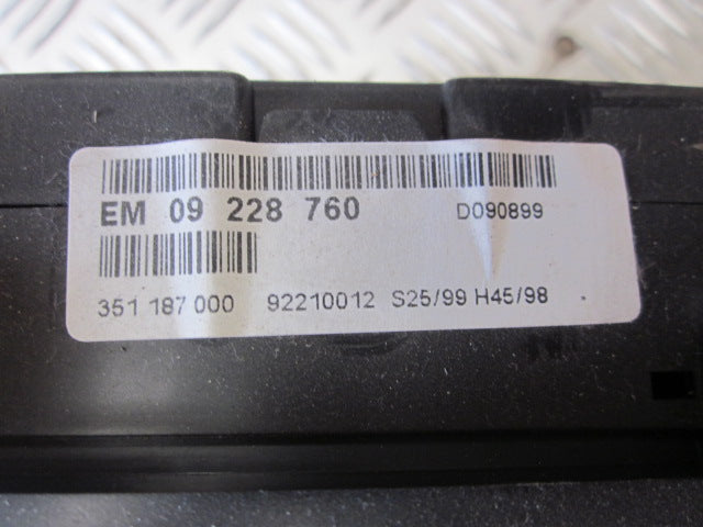 Opel Zafira A Speedometer - Instrument Med OEM Nr. Ophugger Fra Opel Ophugger