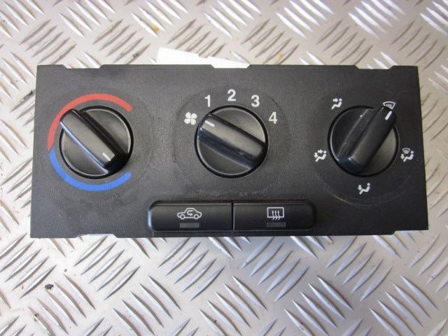 Opel Zafira A Varmeregulering Med OEM Nr. Ophugger Fra Opel Ophugger