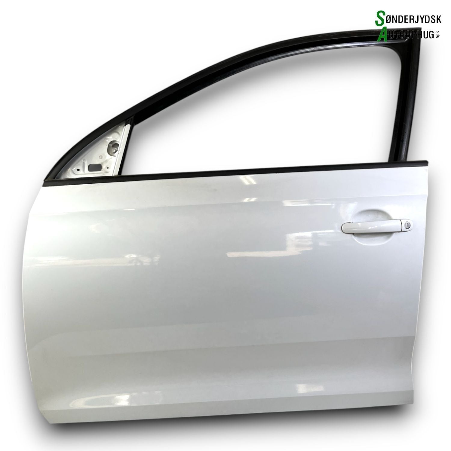 Skoda Rapid Fordør V Med OEM Nr. 5JA831051C Fra Skoda Ophugger