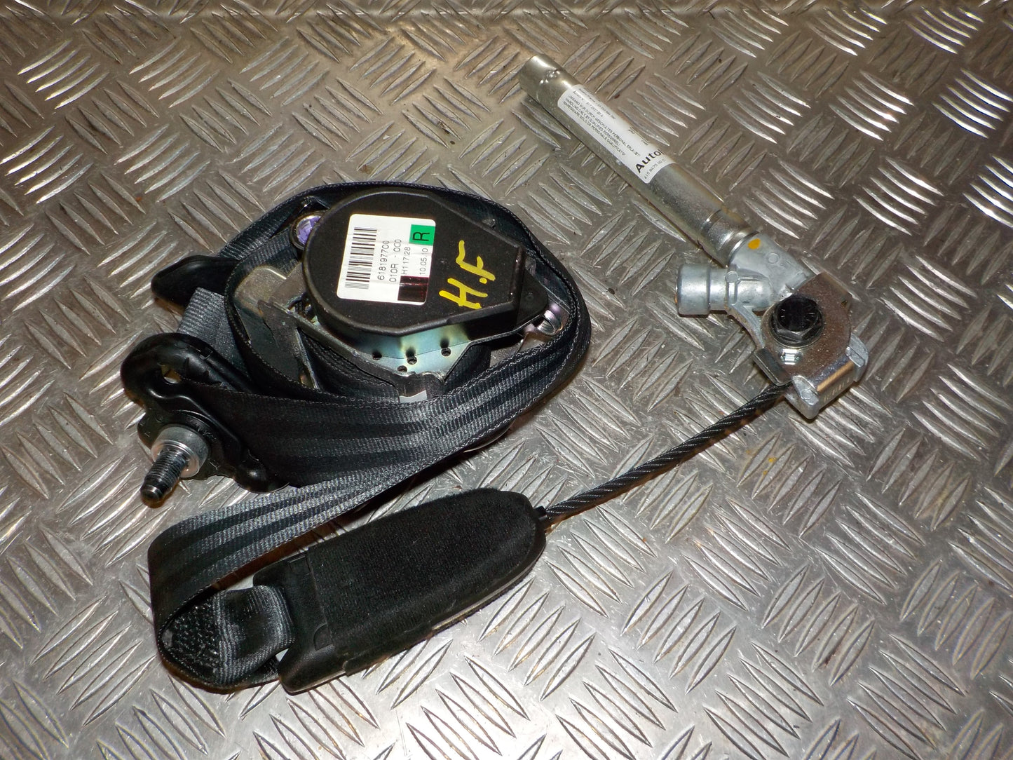 Fiat Punto Evo Sikkerhedsseler For Med OEM Nr. 735501770 Fra Fiat Ophugger