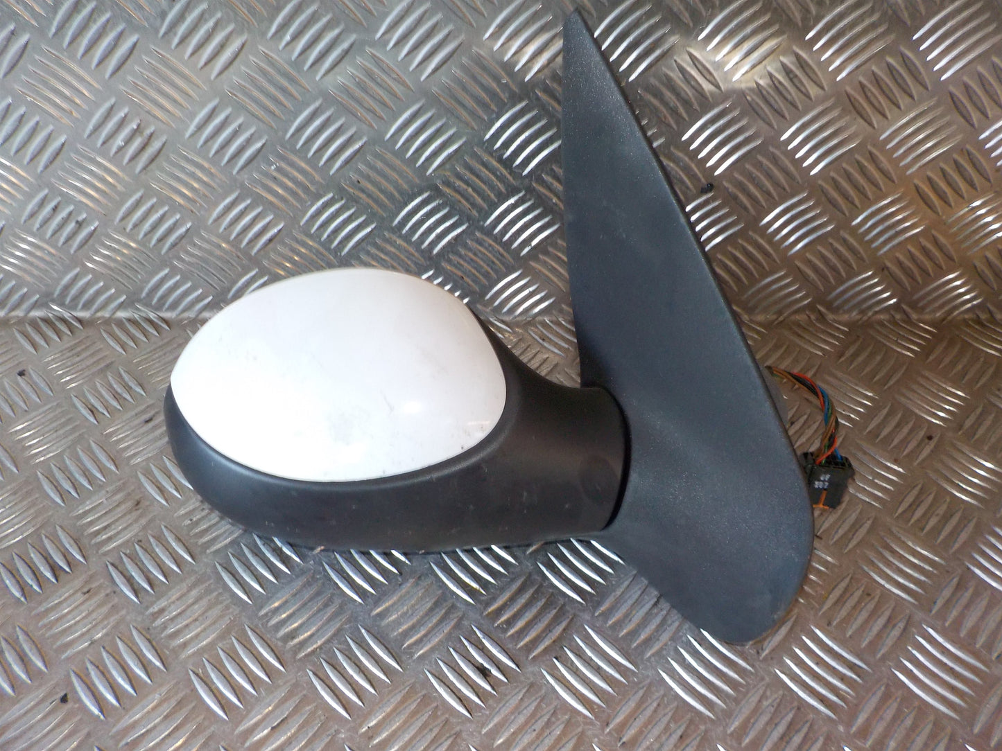 Peugeot 206+ Sidespejl Med OEM Nr. 8154jf Fra Peugeot Ophugger