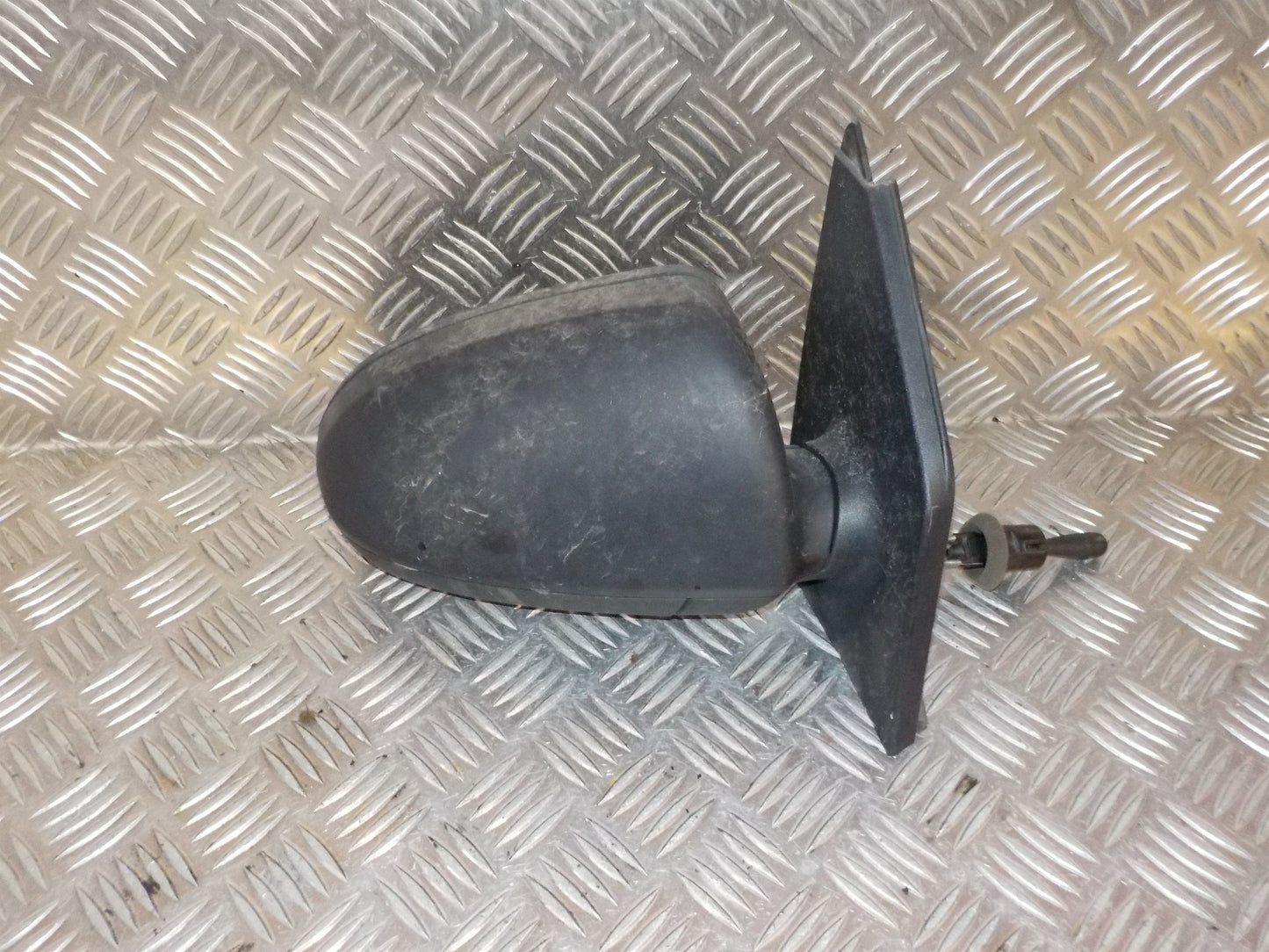 Smart Fortwo W451 Sidespejl Med OEM Nr. A4518102216 Fra Smart Ophugger