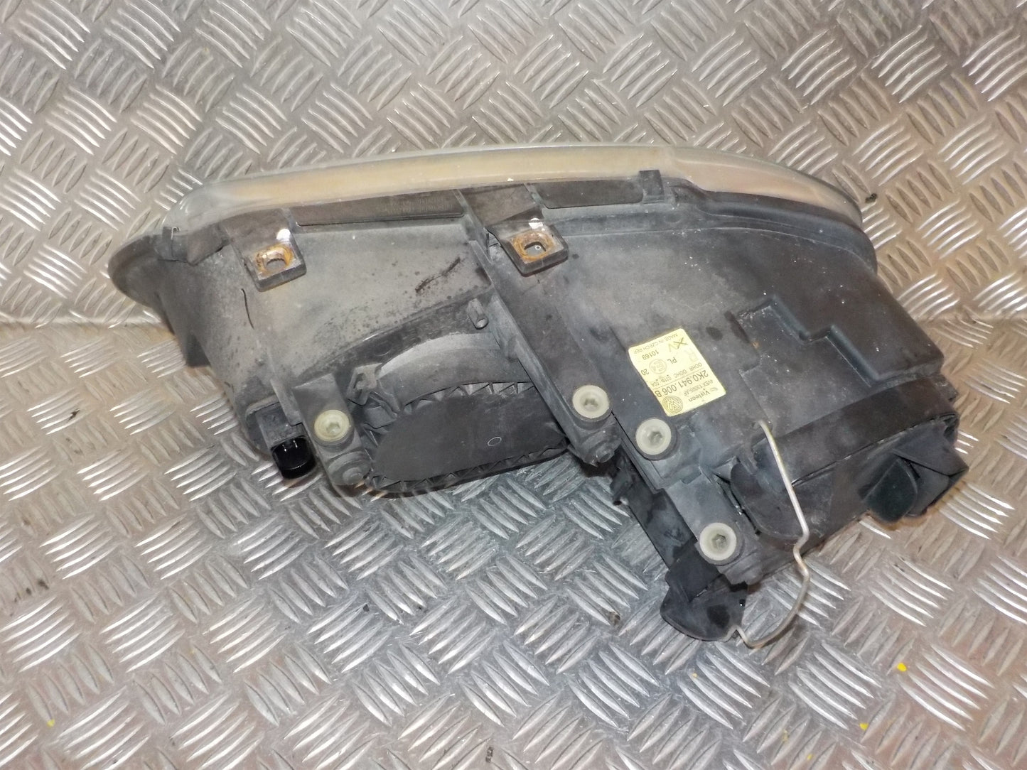 VW Caddy 2K Forlygte Med OEM Nr. 2k0941006b Fra VW Ophugger