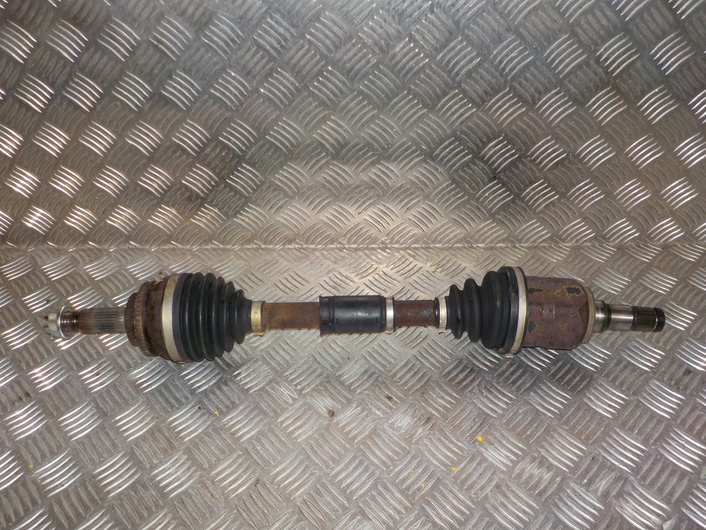 Toyota Corolla E12 Trækaksel For V Med OEM Nr. 4342002590 Fra Toyota Ophugger