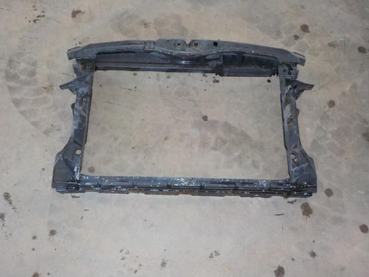 Skoda Octavia Frontkasse Med OEM Nr. 1Z0805591J Fra Skoda Ophugger