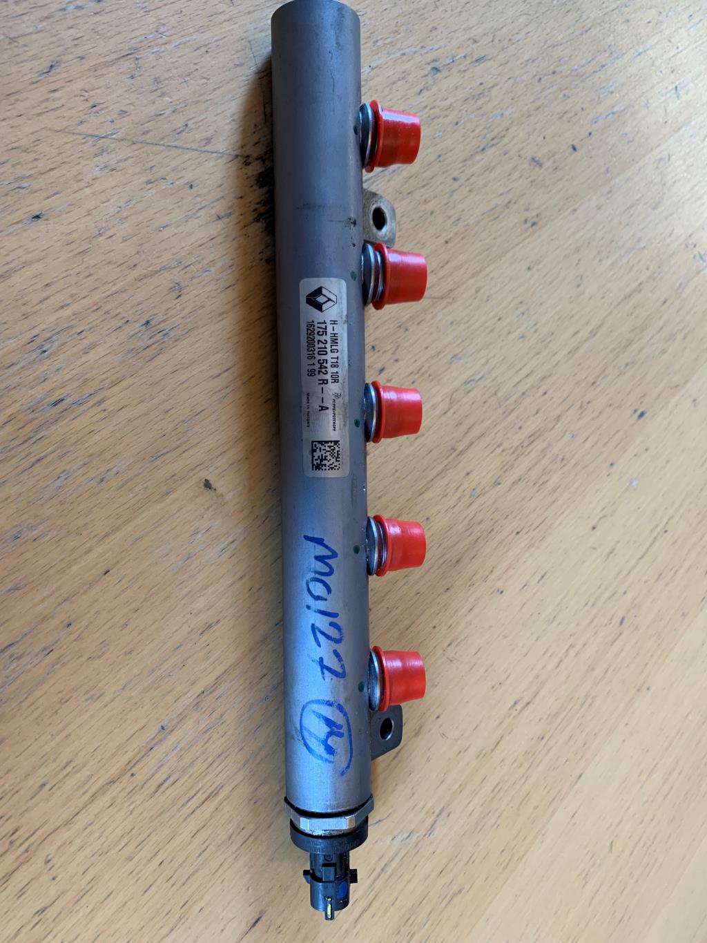 Renault Kadjar Rail Bro Med OEM Nr. 175210542R Fra Renault Ophugger