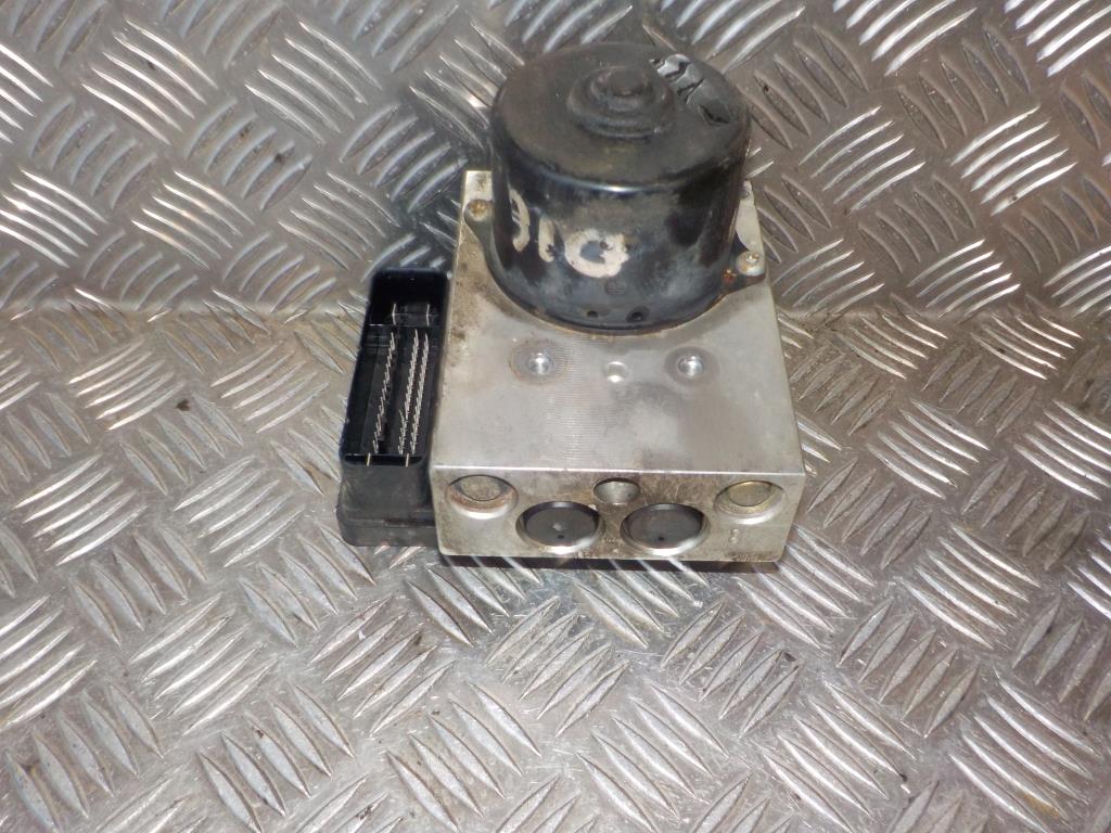 Ford Transit Connect Abs Pumpe Med OEM Nr. 1510720 Fra Ford Ophugger