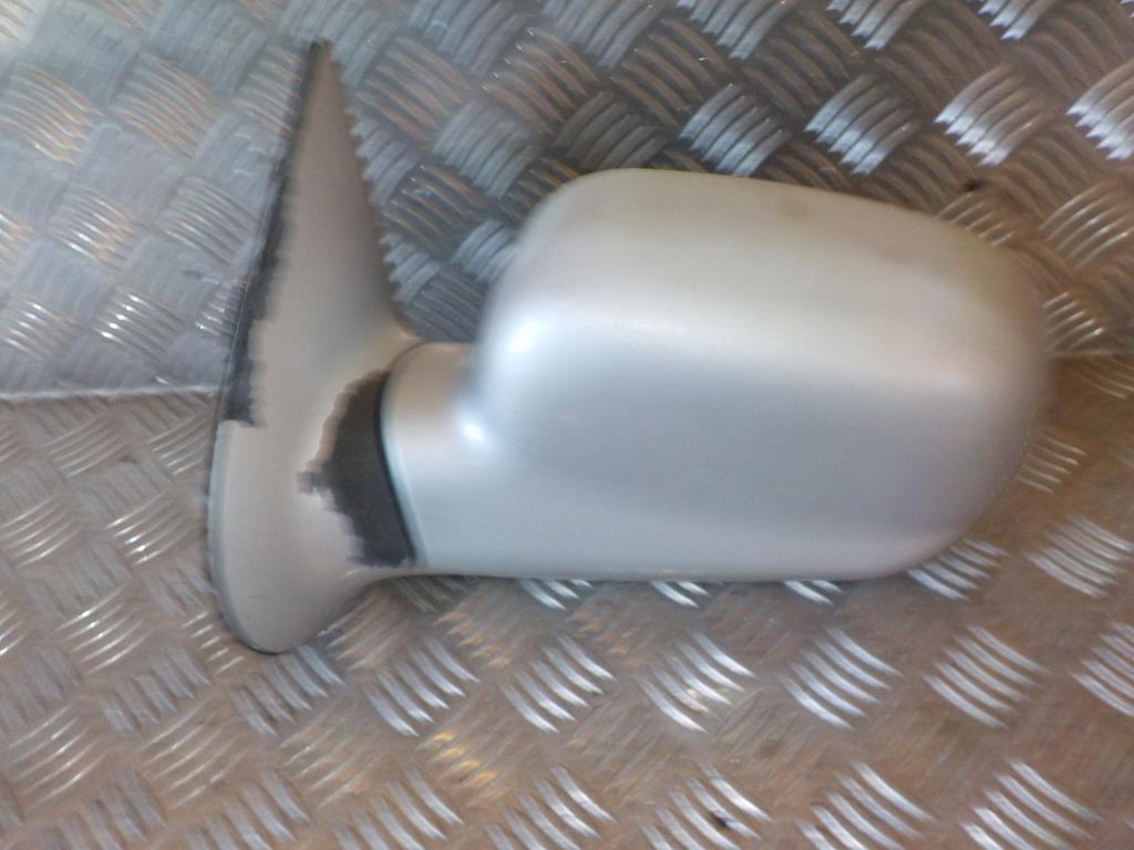 Hyundai Santa Fe Sidespejl Med OEM Nr. 8761026600 Fra Hyundai Ophugger