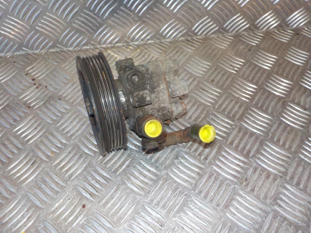 Hyundai Santa Fe Servopumpe Med OEM Nr. 5710026300 Fra Hyundai Ophugger