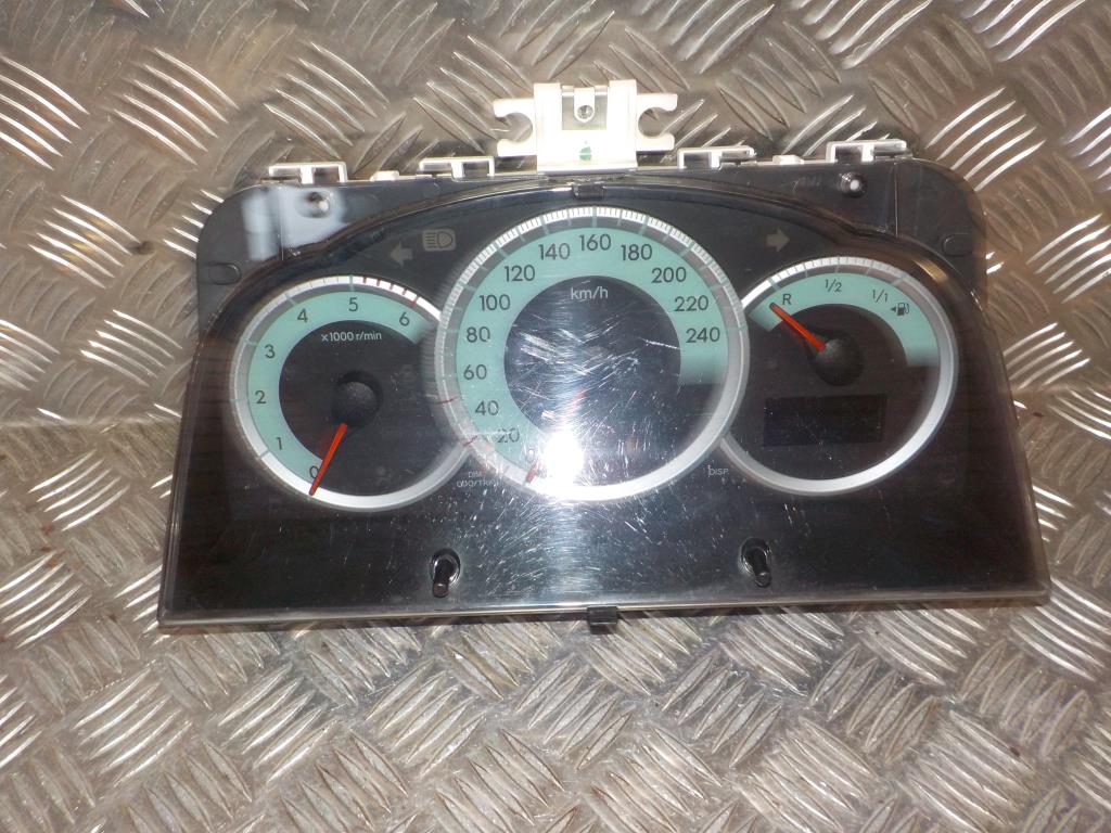 Toyota Corolla Verso Speedometer - Instrument Med OEM Nr. 838000F092 Fra Toyota Ophugger