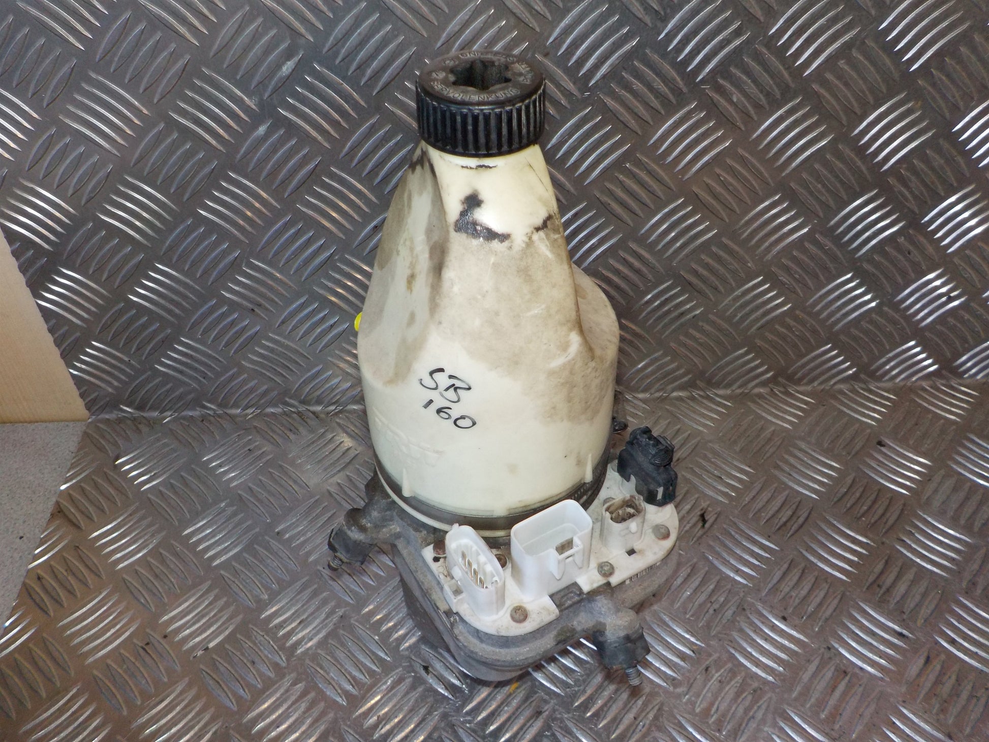 Opel Vectra C Servopumpe Med OEM Nr. 93183575 Fra Opel Ophugger