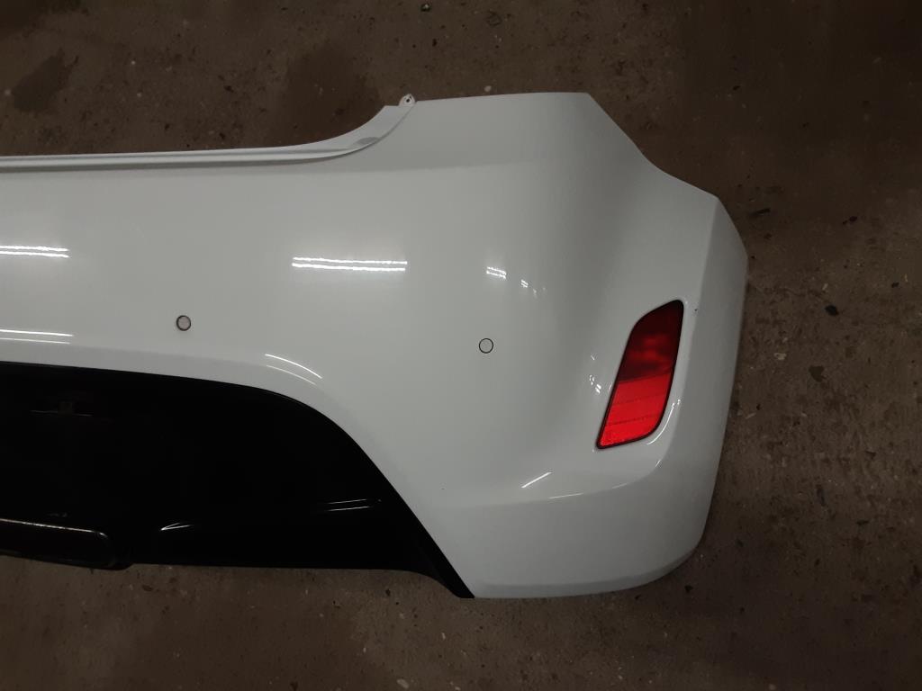 Hyundai Veloster Bagkofanger Med OEM Nr. 866112V010 Fra Hyundai Ophugger
