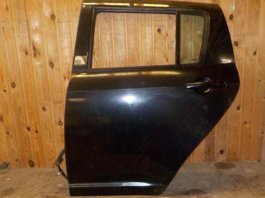Suzuki Swift Bagdør V Med OEM Nr. 6800462J00 Fra Suzuki Ophugger
