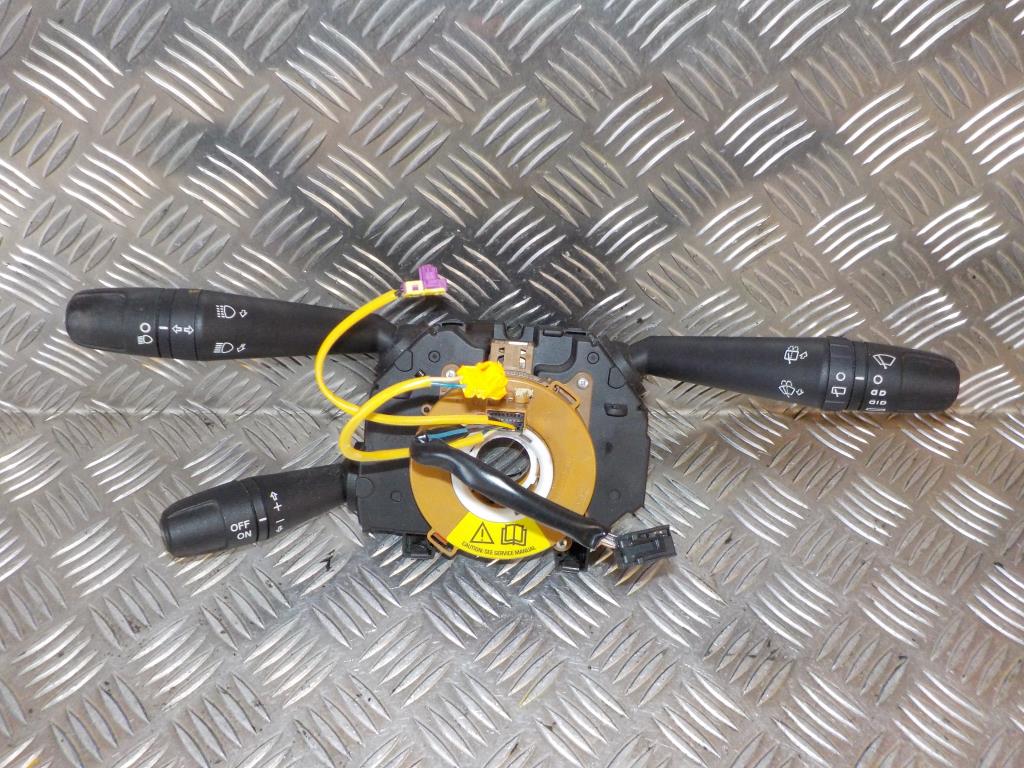 Alfa Romeo Alfa Mito Kontakt Combi Med OEM Nr. 86262060 Fra Alfa Romeo Ophugger